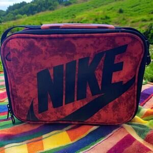 NIKE $32 Red Futura Fuel Pack Hard Shell Lunch Box Bag Camo